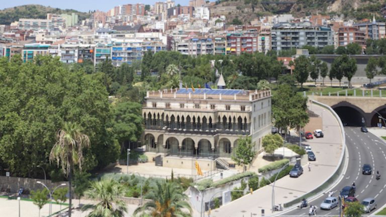 Comprar vivienda en Baix Guinardó: un barrio donde la vida cotidiana marca el pulso