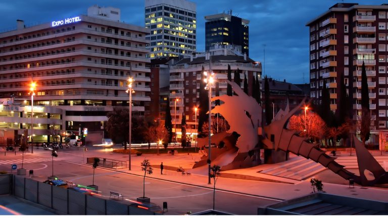 Vivir en Hostafrancs (Barcelona): barrio práctico, compacto y con vida de comunidad