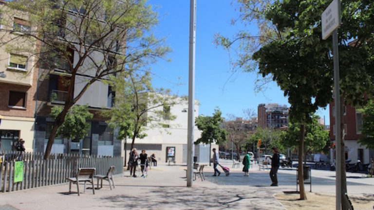 Comprar vivienda en Congrés i els Indians: barrio discreto, bien conectado y muy habitable